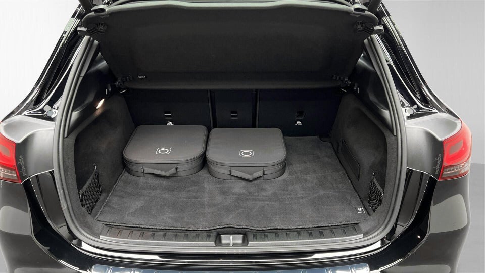 Mercedes EQA250+ Progressive 5d