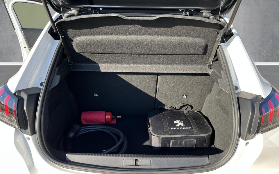 Peugeot e-208 50 GT Line 5d