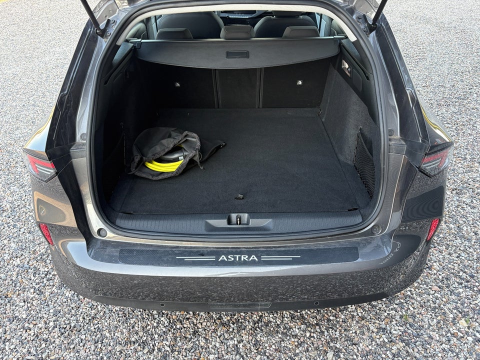 Opel Astra-e 54 Sports Tourer 5d