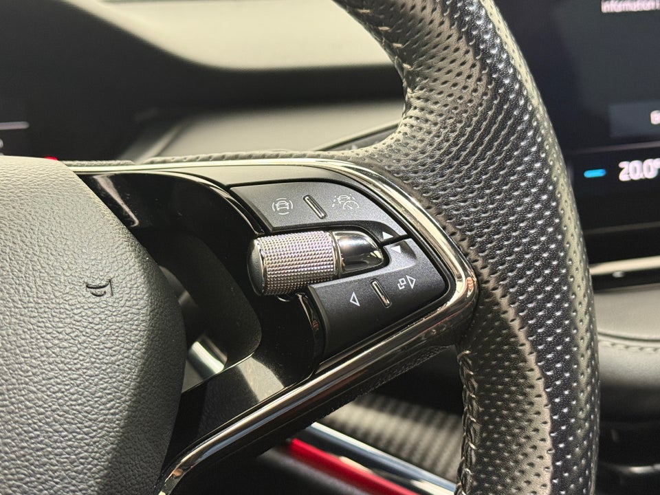 Skoda Enyaq 80 iV Sportline 5d