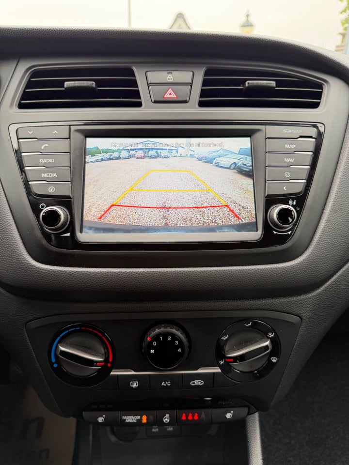 Hyundai i20 1,25 Vision+ 5d