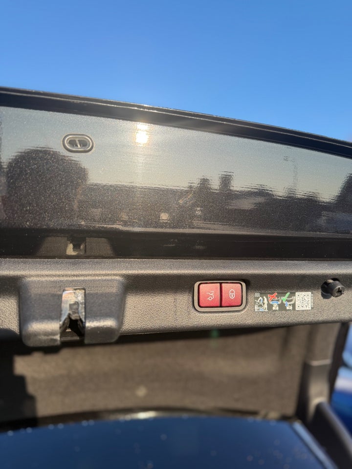 Mercedes EQE350 AMG Line 4d