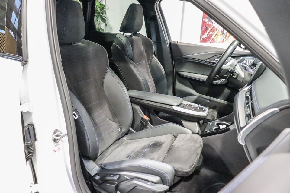 BMW iX1 xDrive30 Fully Charged M-Sport 5d