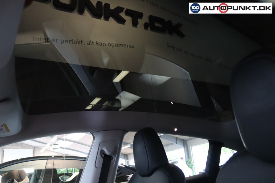 Tesla Model Y Long Range AWD 5d