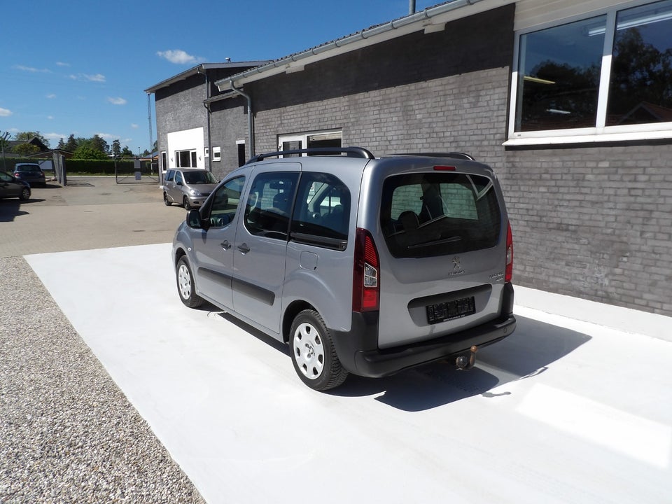 Peugeot Partner Tepee 1,6 BlueHDi 100 Active 5d