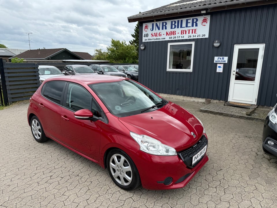 Peugeot 208 1,2 VTi Active 5d