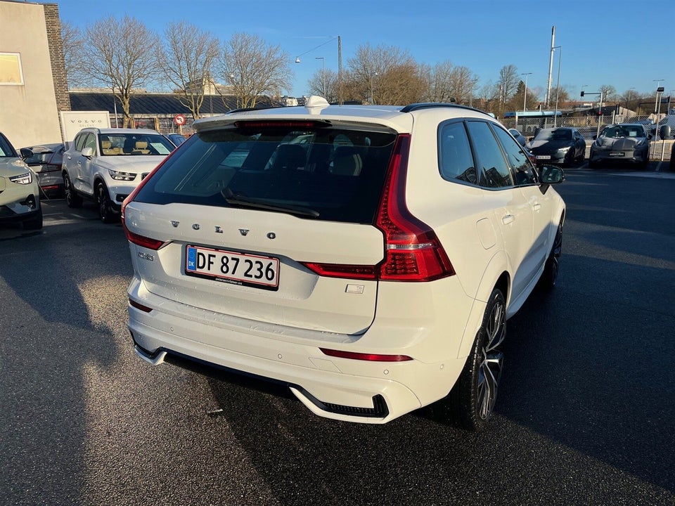 Volvo XC60 2,0 T6 ReCharge R-Design aut. AWD 5d
