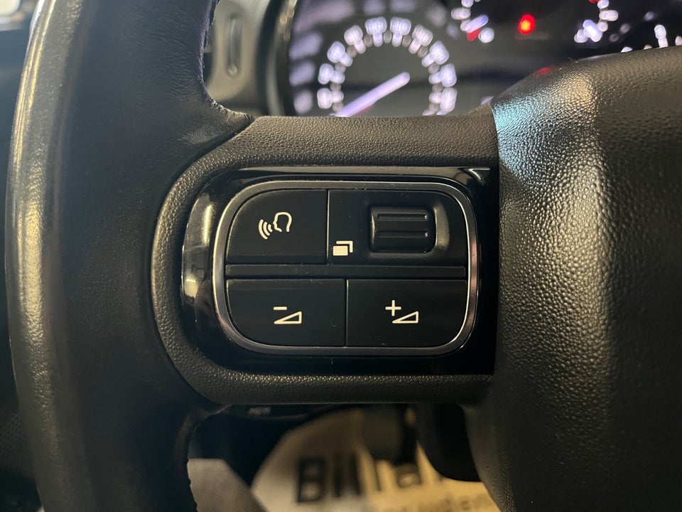 Citroën C3 1,2 PureTech 83 Shine 5d