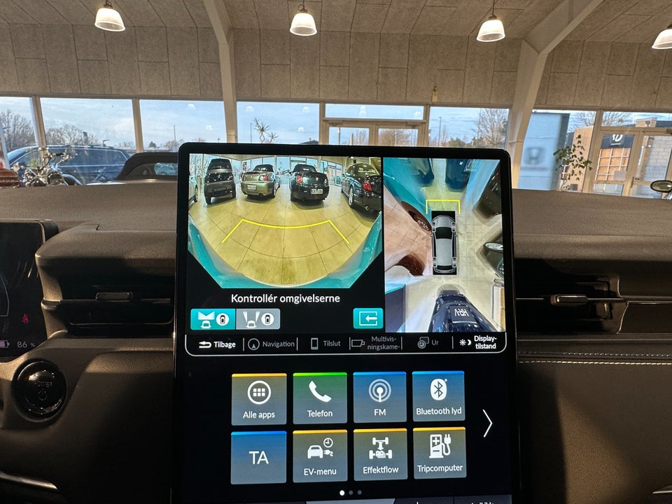 Honda e:Ny1 Advance 5d