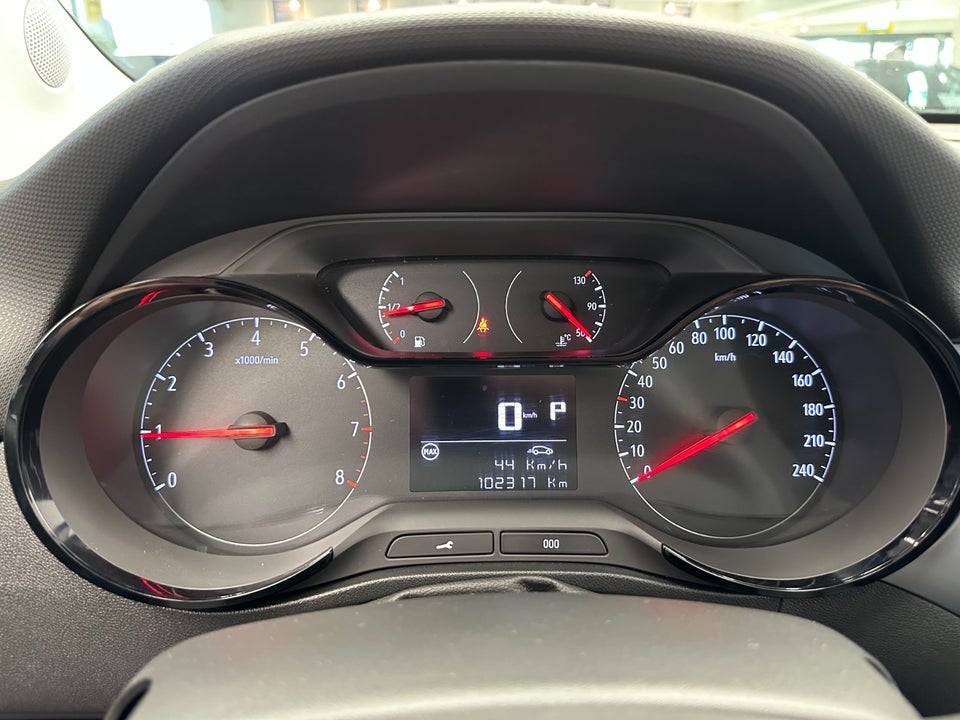 Opel Crossland X 1,2 T 110 Enjoy aut. 5d