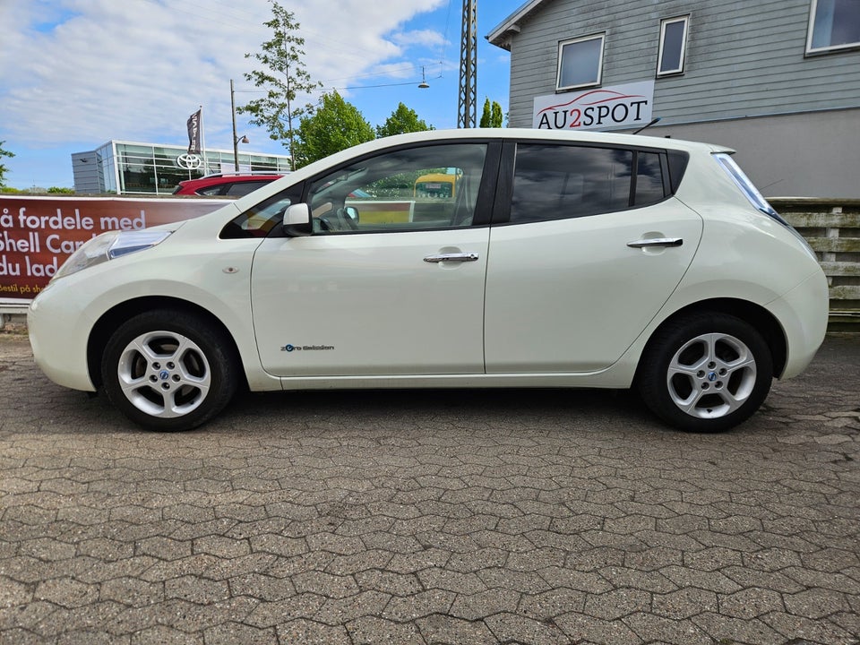 Nissan Leaf 24 5d