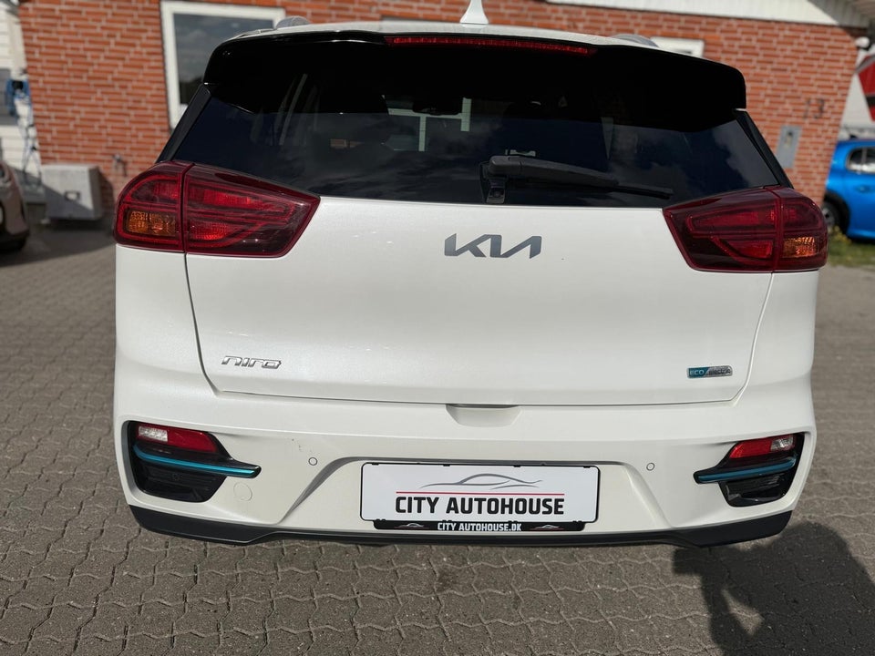 Kia Niro 64 EV Prestige 5d