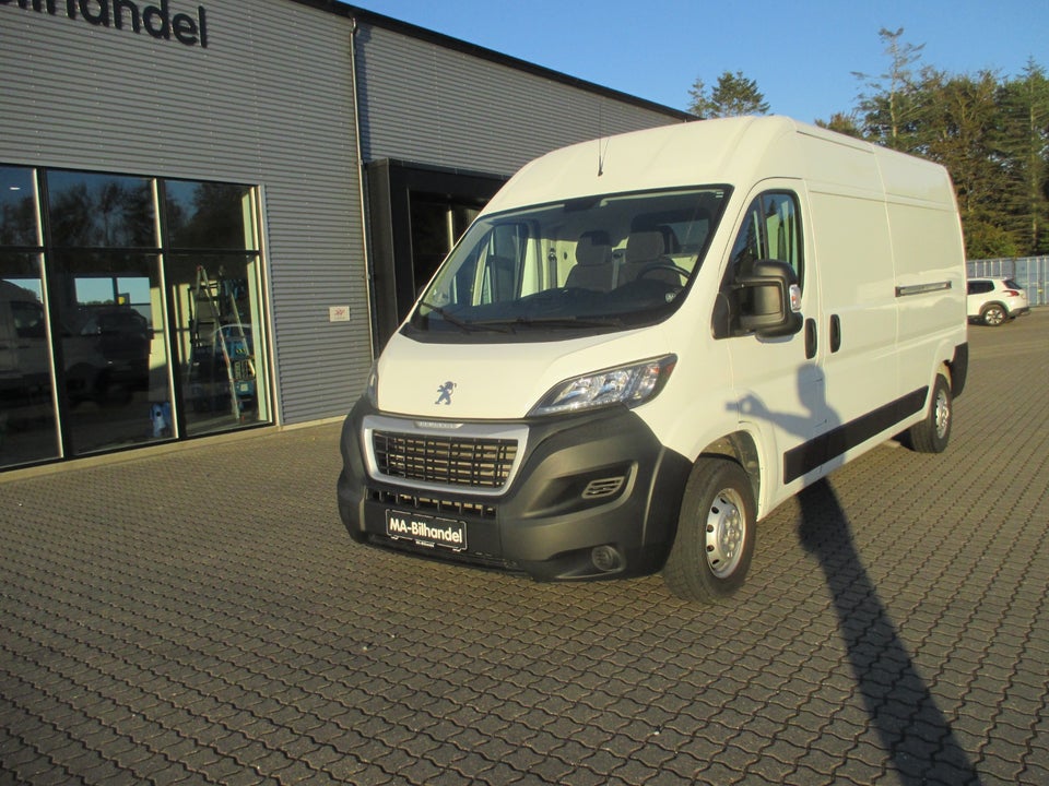 Peugeot Boxer 333 2,2 BlueHDi 140 L3H2 Premium