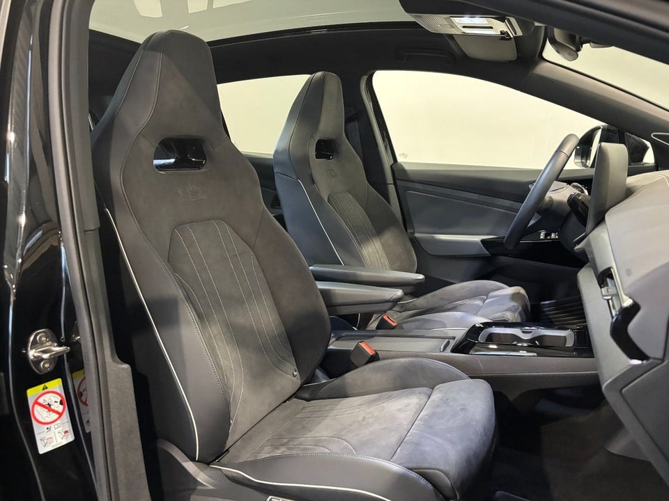 VW ID.4 77 Style Van 5d