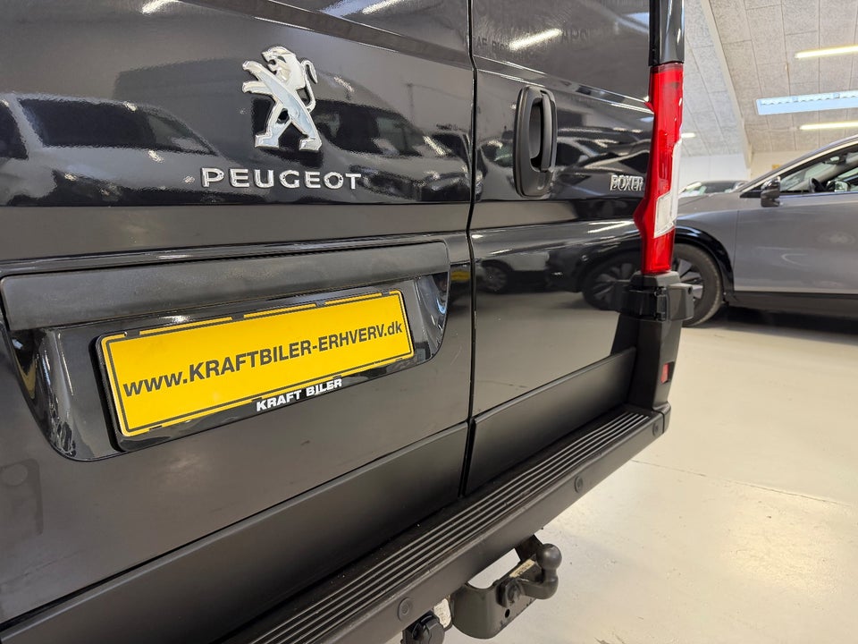 Peugeot Boxer 333 2,2 BlueHDi 140 L2H1 Premium