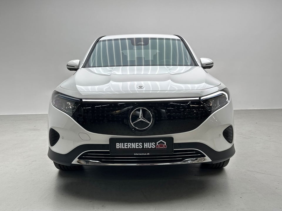 Mercedes EQB250+ Progressive 5d