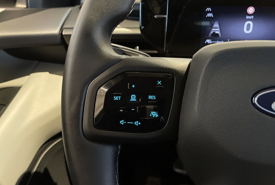 Ford Explorer 77 Select Extended Range 5d