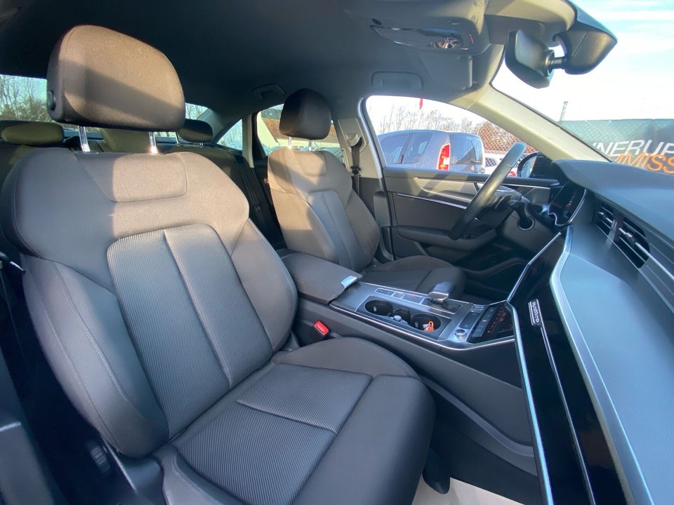 Audi A6 50 TFSi e Sport quattro S-tr. 4d