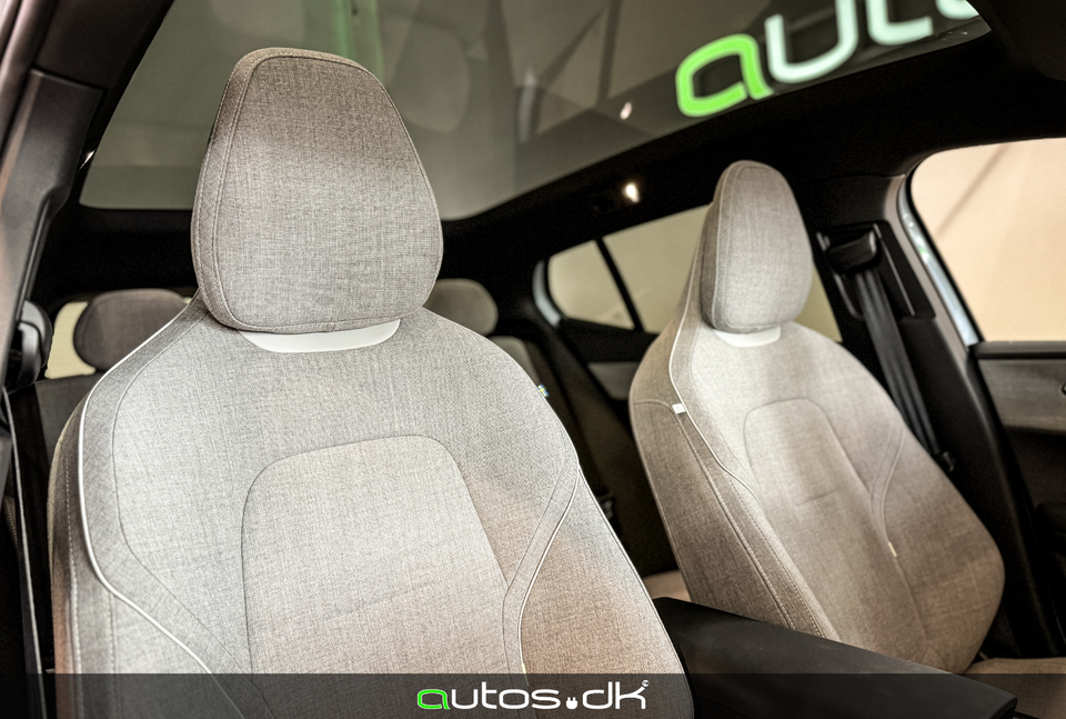 Volvo EX30 Extended Range Ultra 5d