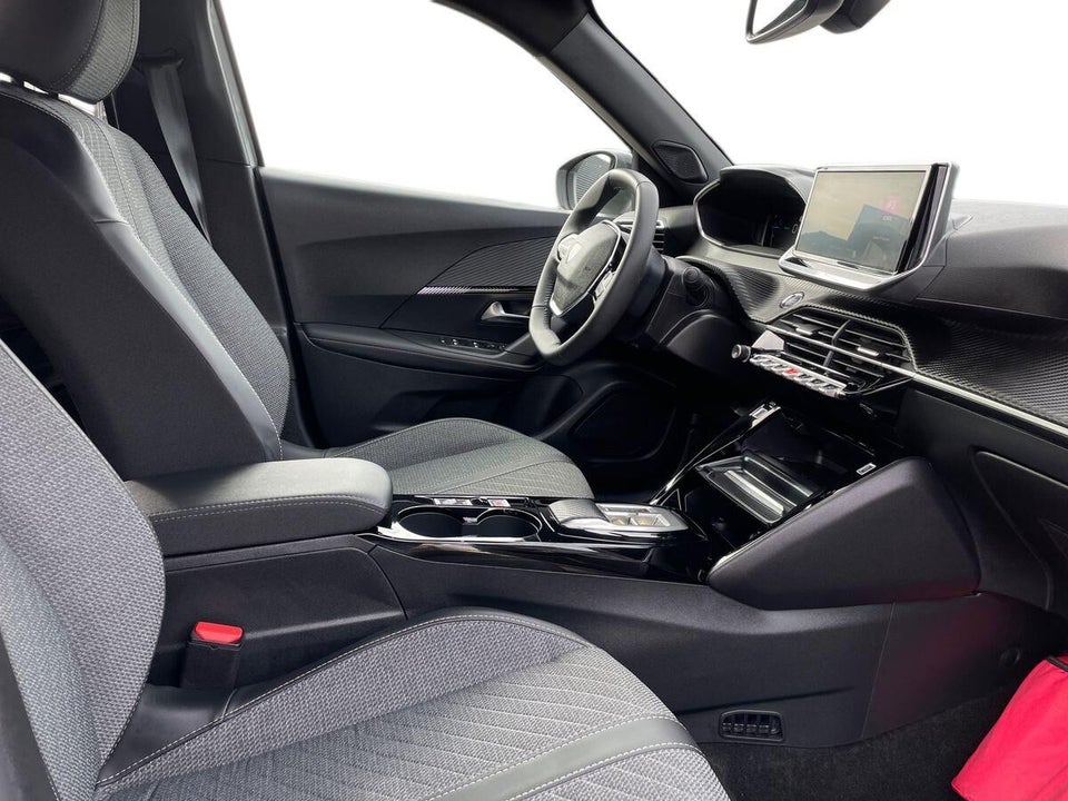 Peugeot e-2008 50 Allure 5d