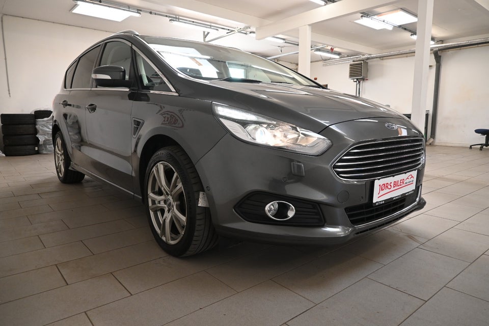 Ford S-MAX 2,0 TDCi 180 Titanium aut. 5d