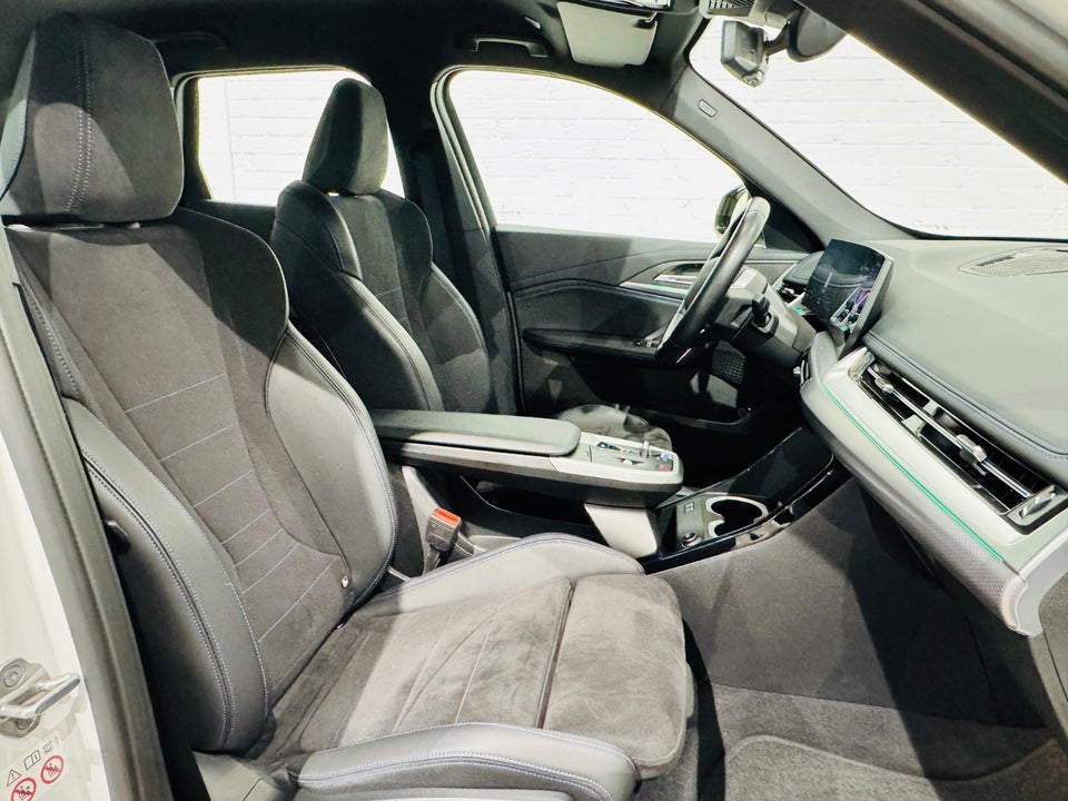 BMW iX1 xDrive30 M-Sport 5d