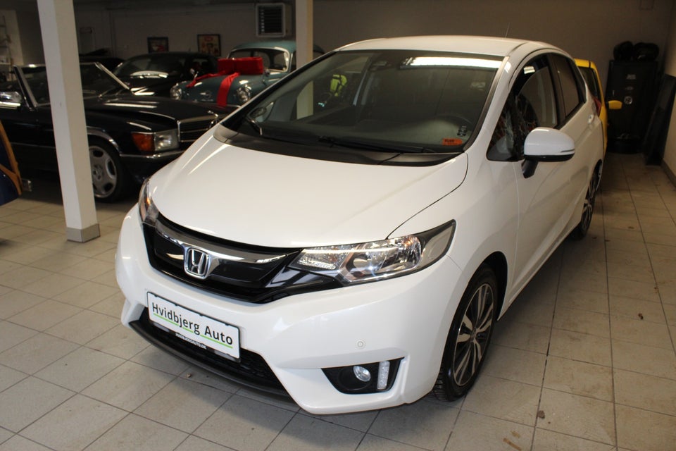 Honda Jazz 1,3 i-VTEC Elegance CVT 5d