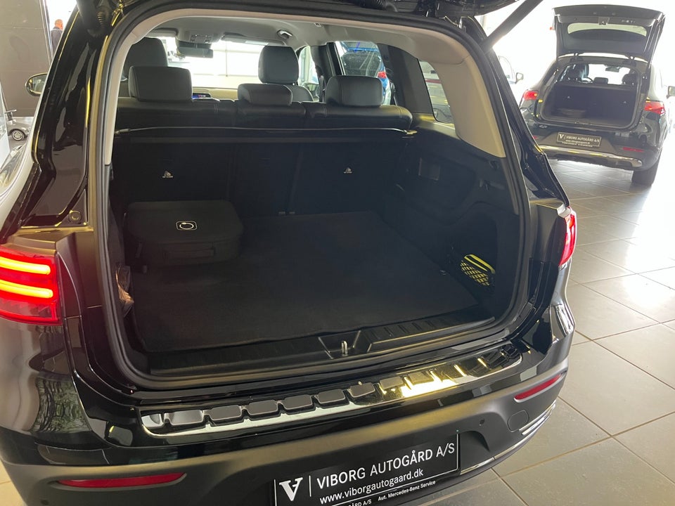 Mercedes EQB250+ Progressive 5d