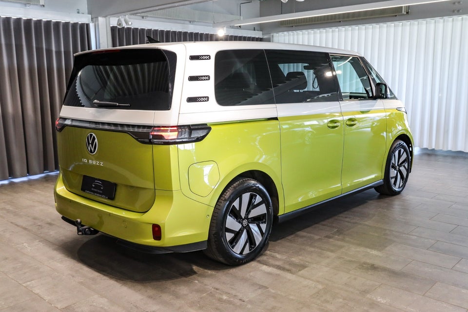 VW ID.Buzz 77 Pro SWB 5d