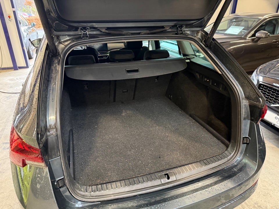 Skoda Octavia 1,4 TSi iV Ambition Combi DSG 5d