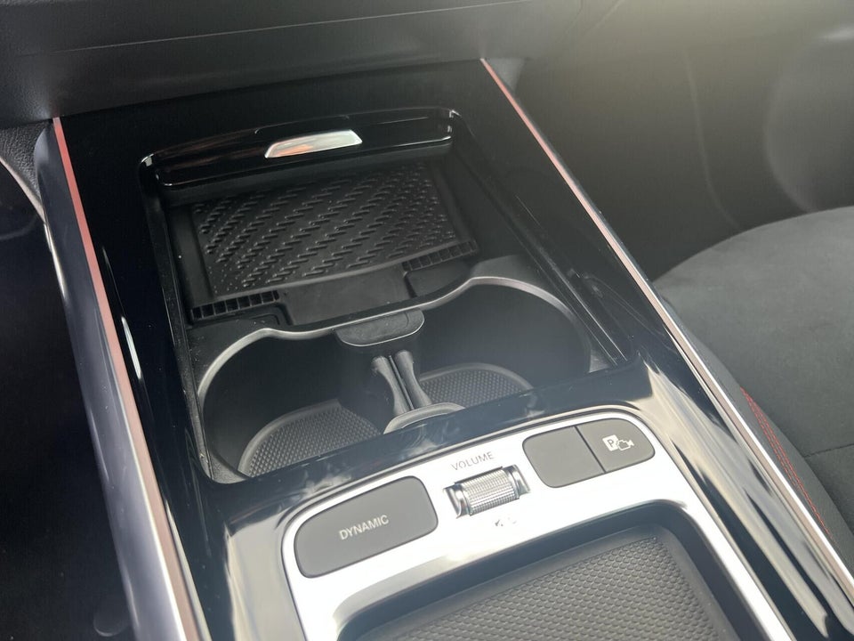 Mercedes EQA300 AMG Line 4Matic 5d