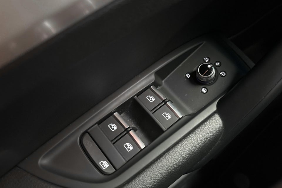 Audi Q5 50 TFSi e S-line quattro S-tr. 5d