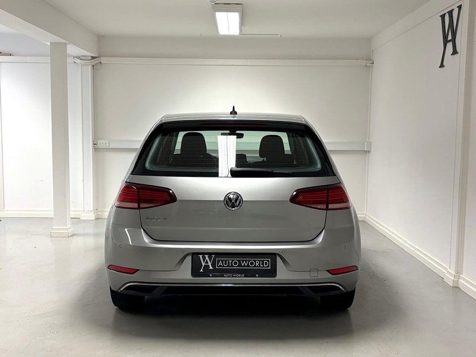 VW Golf VII 1,5 TSi 130 Comfortline DSG 5d