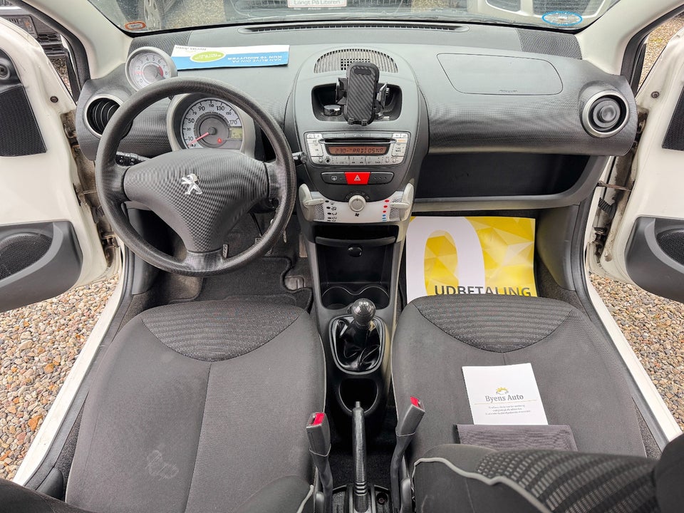 Peugeot 107 1,0 Active 5d