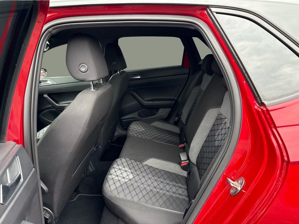 VW Polo 1,0 TSi 110 R-line DSG 5d
