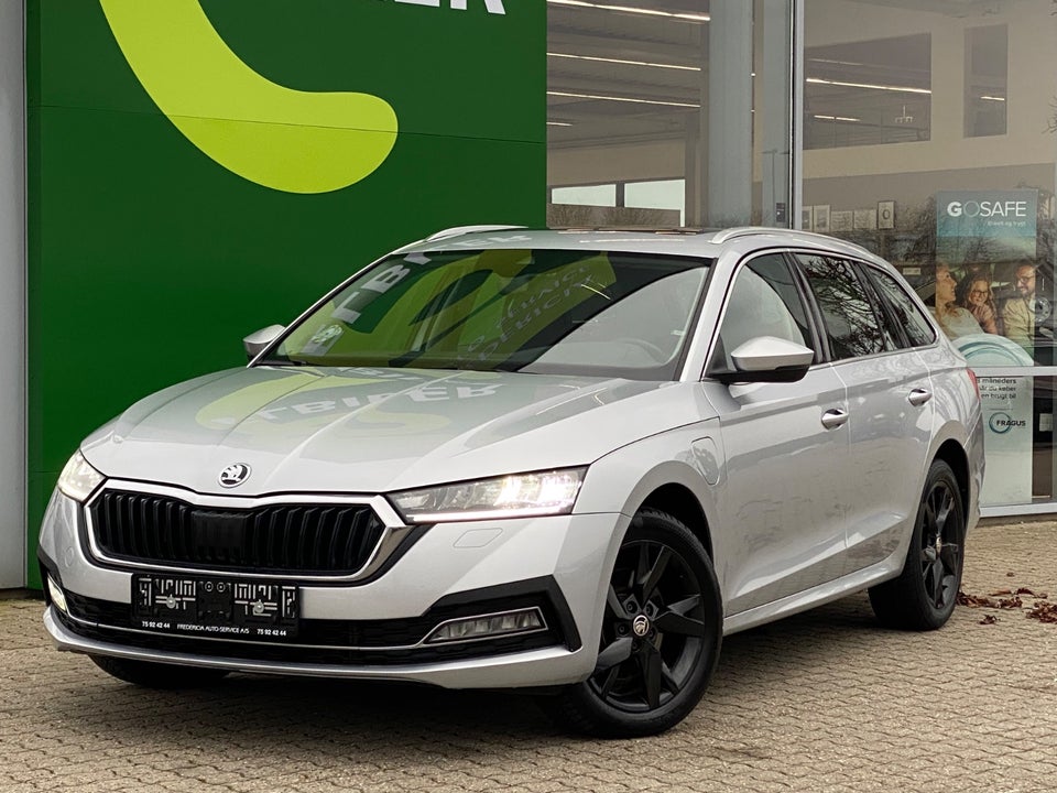 Skoda Octavia 1,4 TSi iV Plus Combi DSG 5d