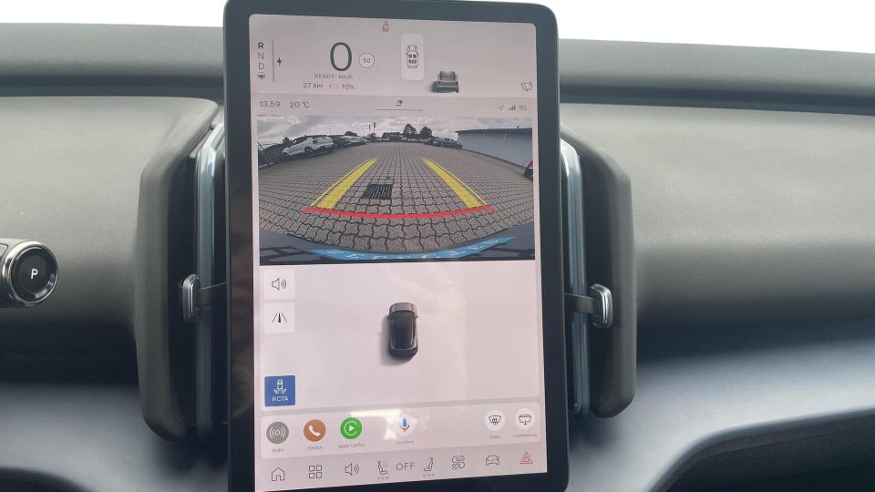 Volvo EX30 Standard Range Plus 5d