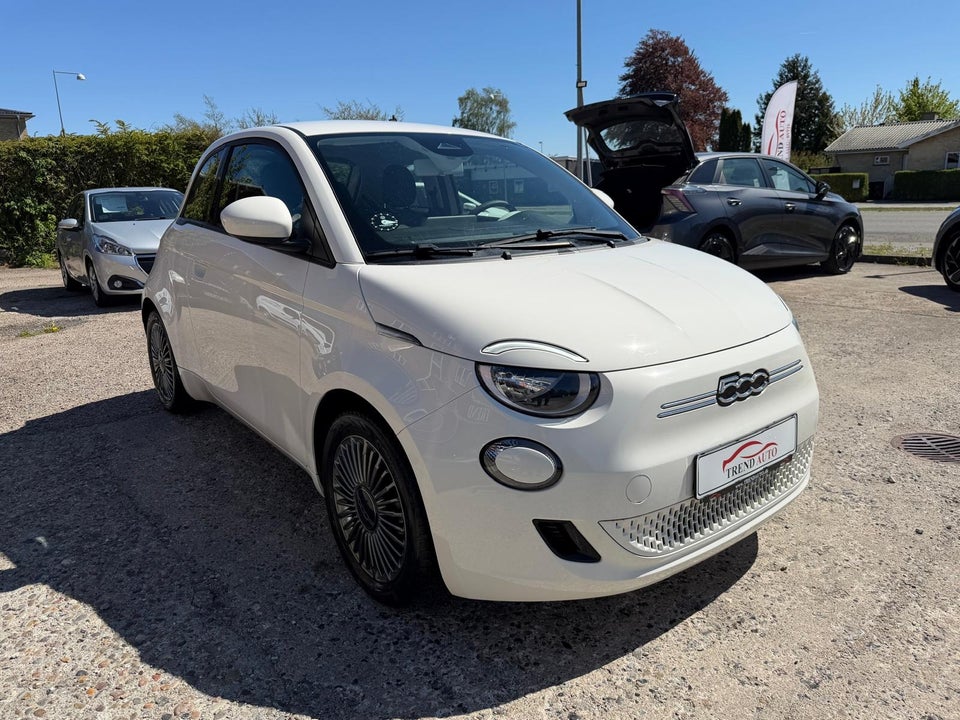 Fiat 500e 42 Icon 3d