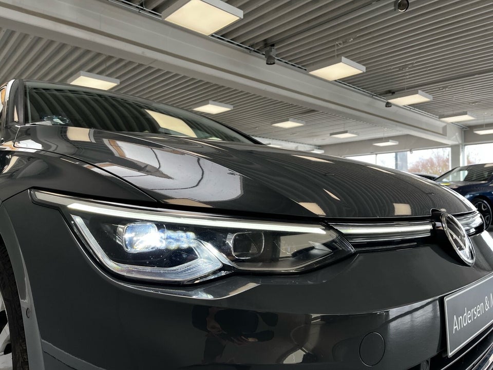 VW Golf VIII 1,4 eHybrid DSG 5d