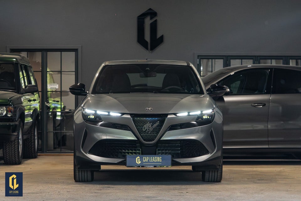 Alfa Romeo Junior Elettrica Core 5d