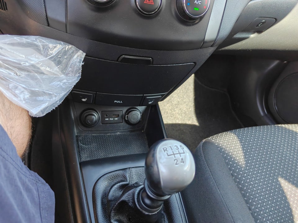 Hyundai i30 1,4 CVVT Comfort 5d
