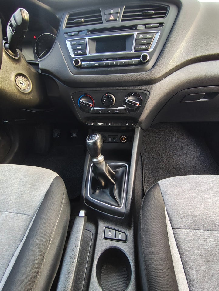 Hyundai i20 1,25 Life+ 5d