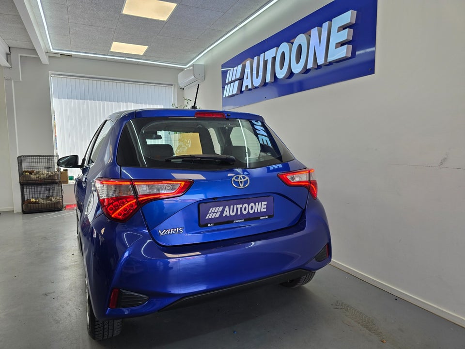 Toyota Yaris 1,0 VVT-i T2 5d