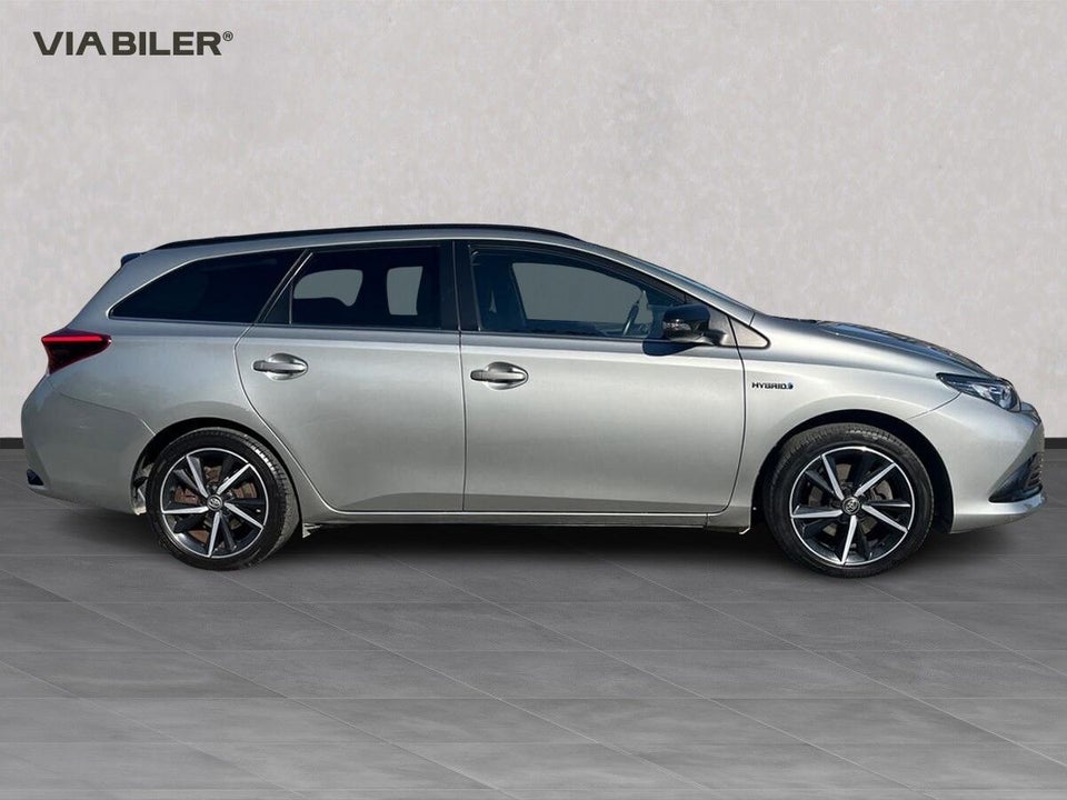 Toyota Auris 1,8 Hybrid H2 Style Touring Sports CVT 5d