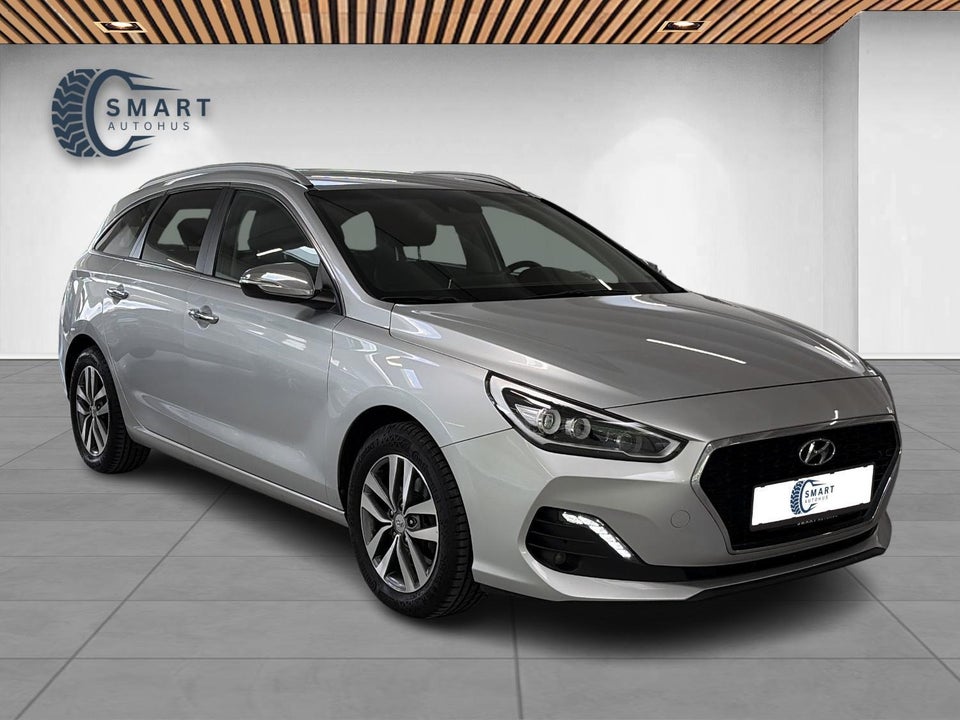 Hyundai i30 1,4 T-GDi Premium stc. DCT 5d
