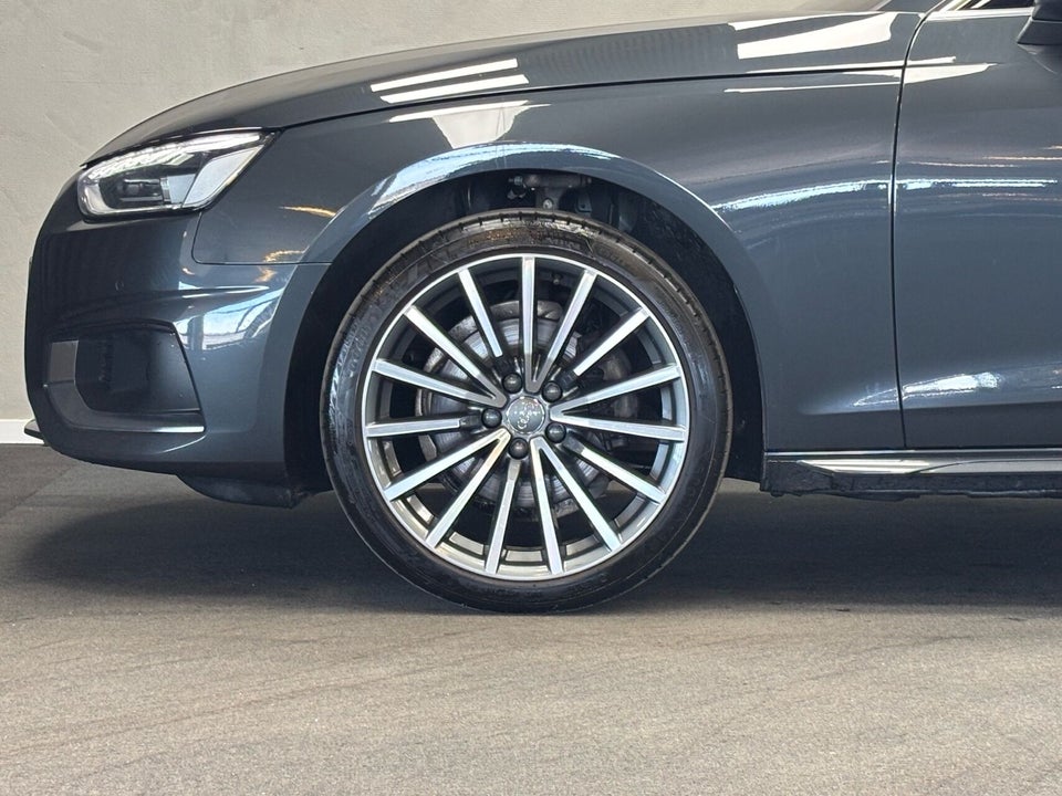 Audi A4 40 TFSi Advanced Prestige Tour plus Avant S-tr. 5d