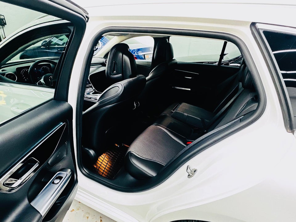 Mercedes C300 e 2,0 Advantage stc. aut. 5d
