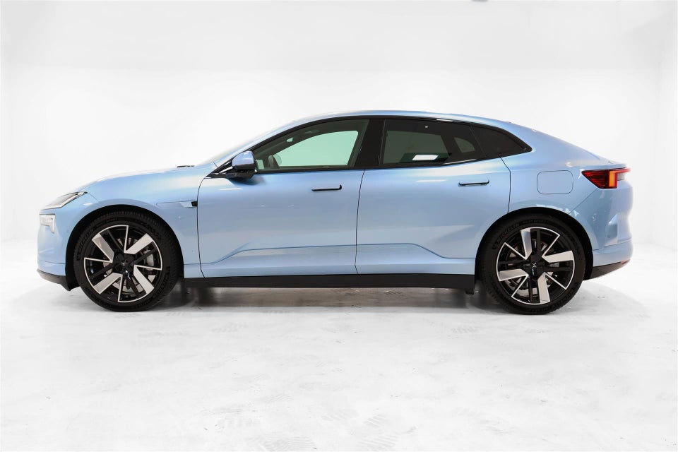 Polestar 4 Long Range AWD 5d