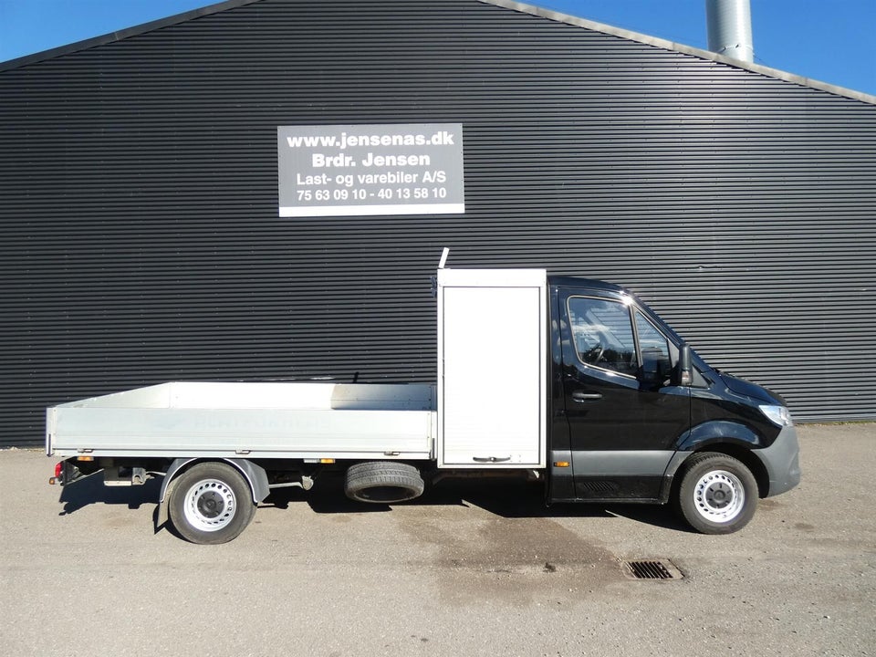 Mercedes Sprinter 317 2,0 CDi A3 Chassis aut. RWD 2d