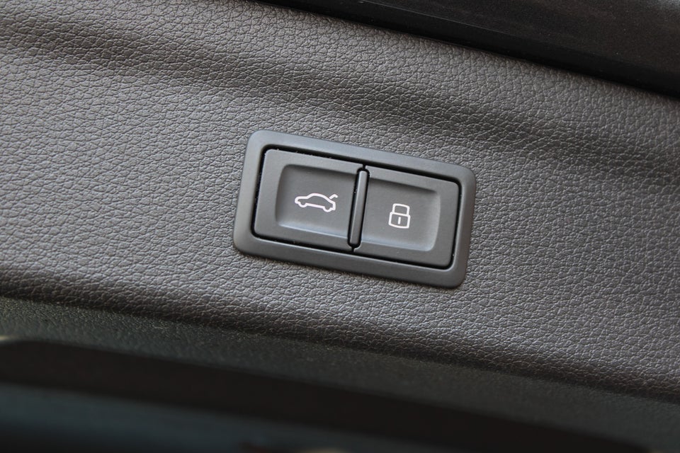 Audi Q3 45 TFSi e S-line plus S-tr. 5d